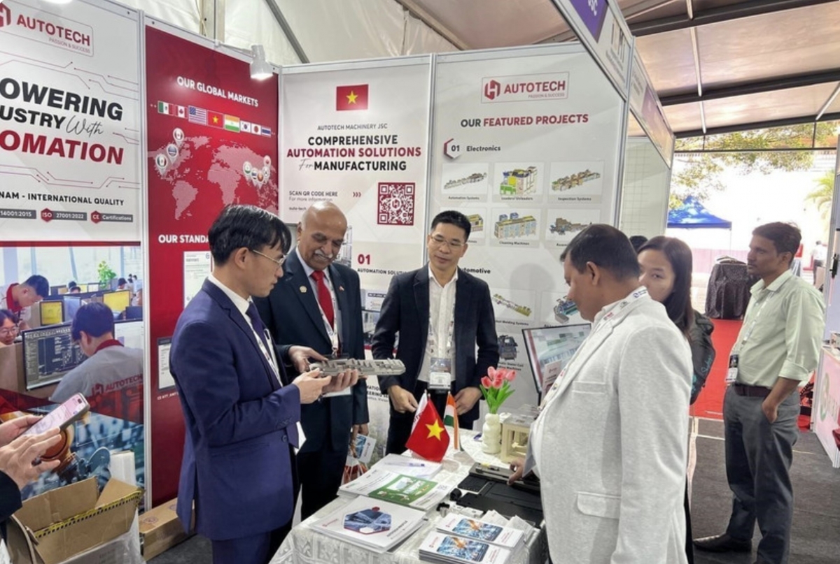 Vietnam steps up global electronics supply-chain connectivity